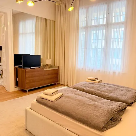 Apartman Moderny V Centre Bratislavy Pozsony